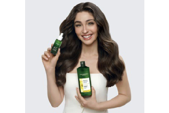 A new era in hair care with Yves Rocher and Cemre Baysel